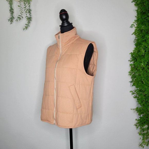 COZY  APRICOT/TAN QUILTED VEST - Picture 4 of 7